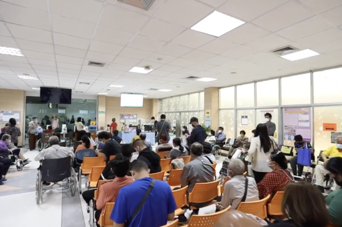 Outpatient nursing work is at the heart of service.