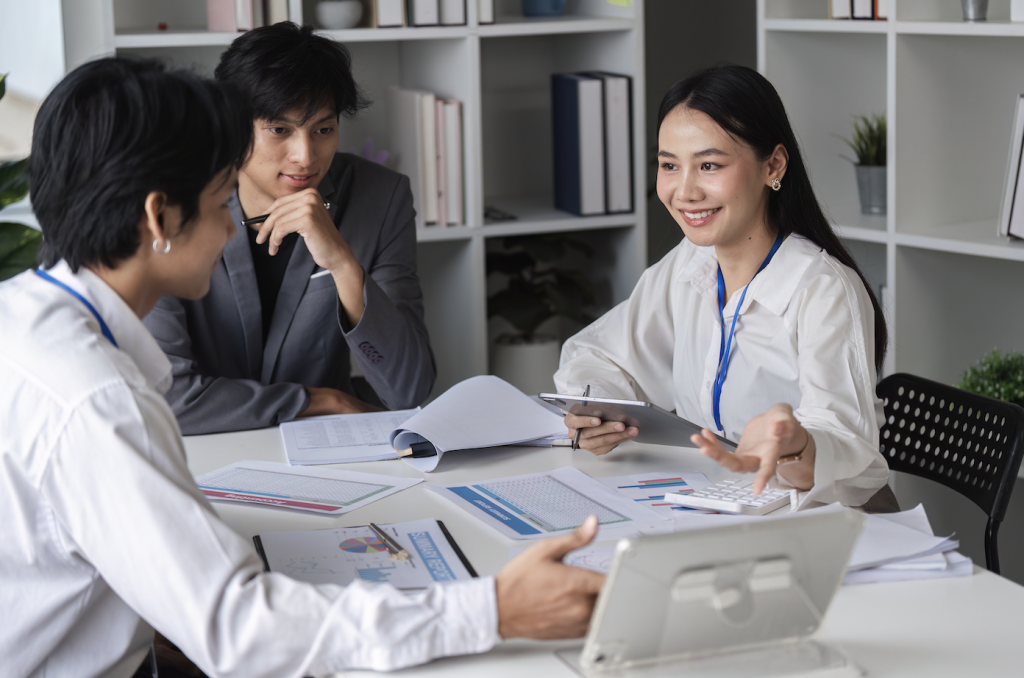 100 Prompts for Career Success for Salarymen and Job Seekers